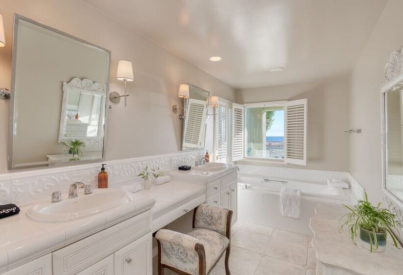 Beach Break By Avantstay Oceanfront, View, Patio