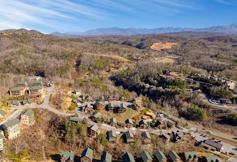 Bear Cove By Avantstay Hot Tub + Pool Table!