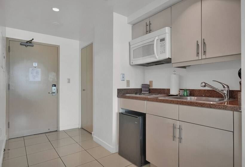 Beautiful Blue Gold Studio Ocean View