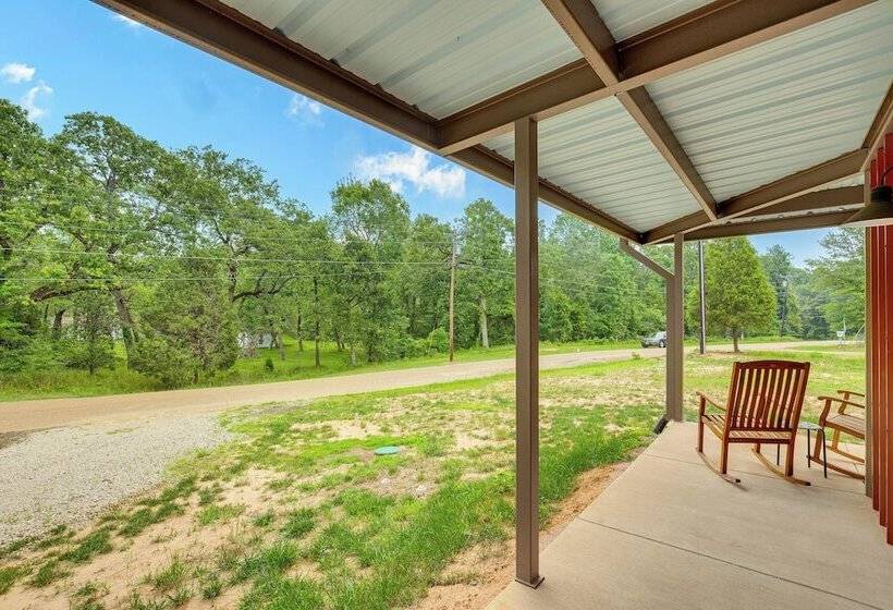 Tranquil Retreat: Half Mi To Cedar Creek Reservoir