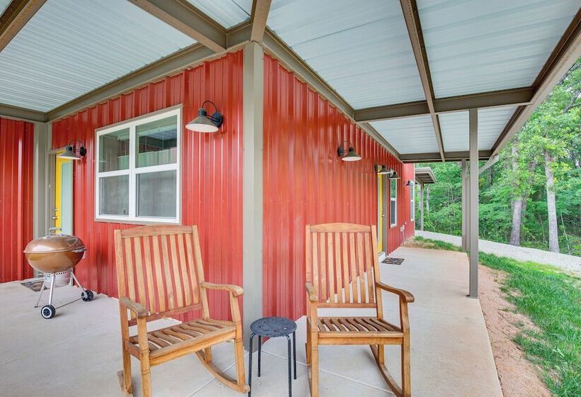 Tranquil Retreat: Half Mi To Cedar Creek Reservoir