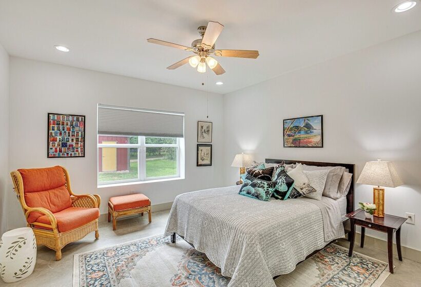 Tranquil Retreat: Half Mi To Cedar Creek Reservoir