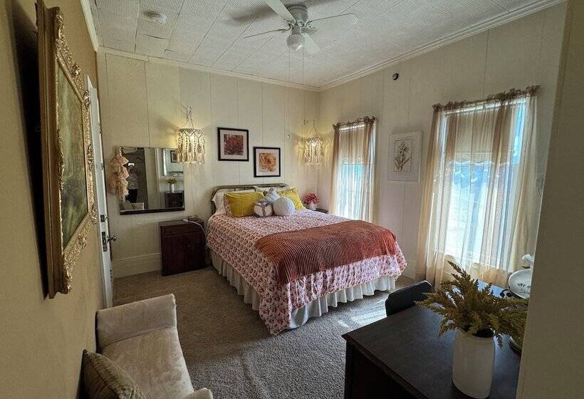 مبيت وإفطار The Boho Buffalo Inn