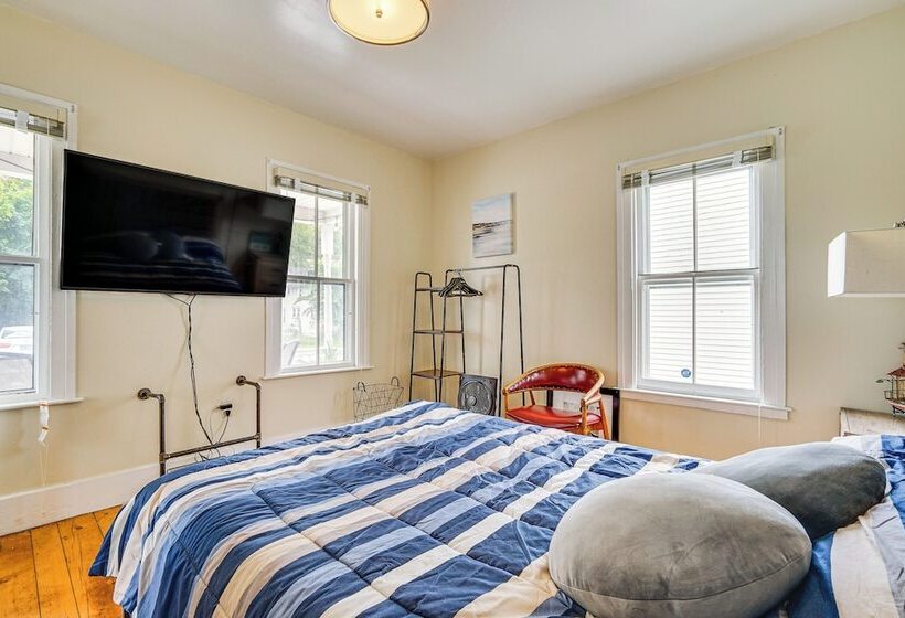 Bennington Gem W/ Smart Tv Near Historic District!