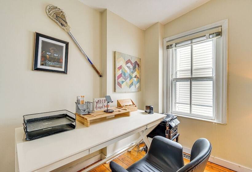 Bennington Gem W/ Smart Tv Near Historic District!