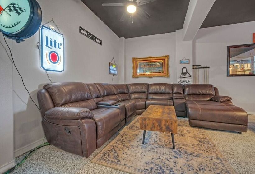 Billiards & Beaches By Avantstay Cart Boardwalk + Pool Table