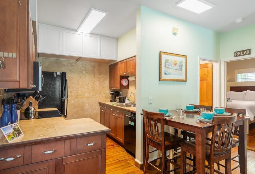 Blue Heron By Avantstay Pool & Bbq In Key West