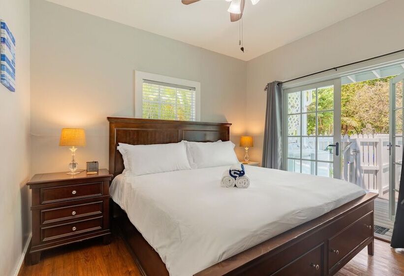 Blue Heron By Avantstay Pool & Bbq In Key West