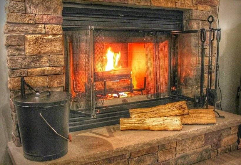 Boulder Pointe By Avantstay Deck & Forest Views, Boulder Lake Club Passes