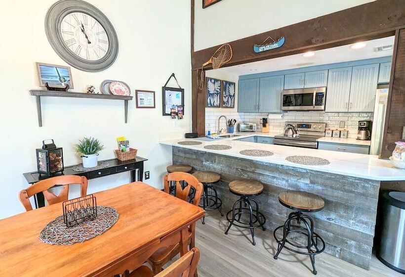 Boulder Pointe By Avantstay Deck & Forest Views, Boulder Lake Club Passes