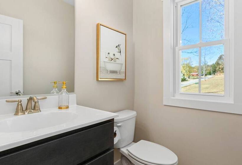 Bradford By Avantstay 10 Minutes To Downtown