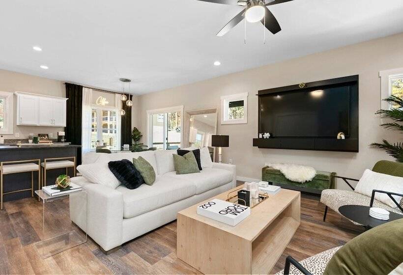 Bradford By Avantstay 10 Minutes To Downtown