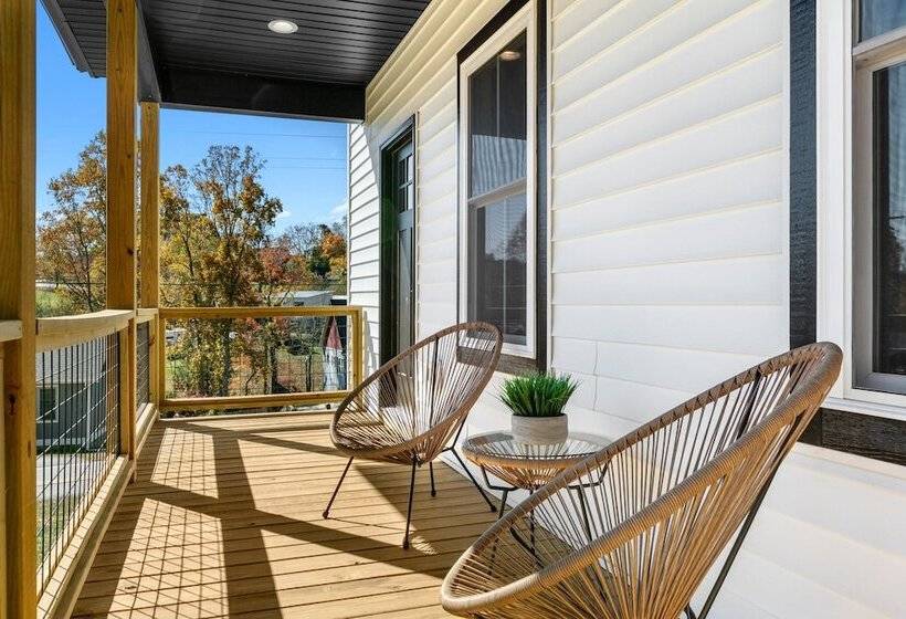 Bradford By Avantstay 10 Minutes To Downtown