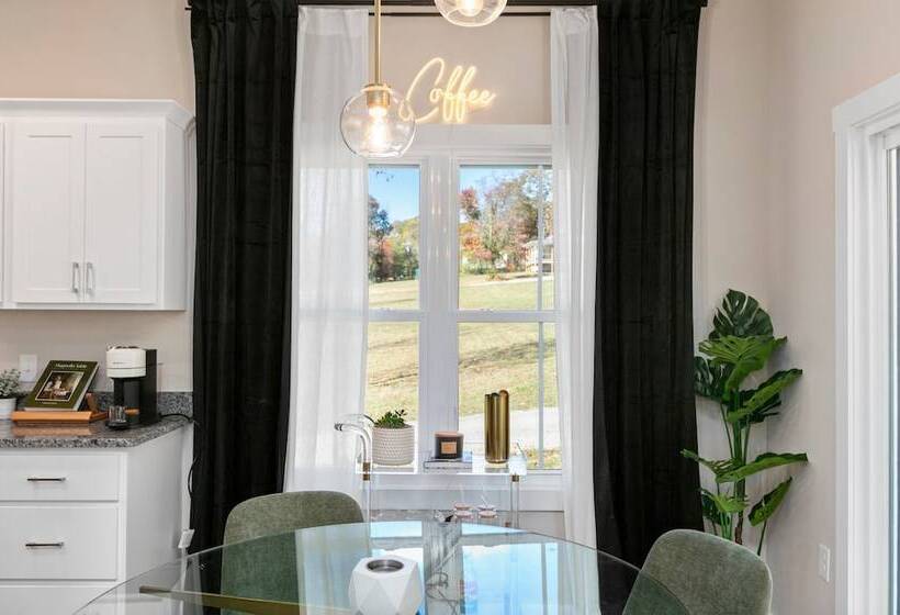 Bradford By Avantstay 10 Minutes To Downtown