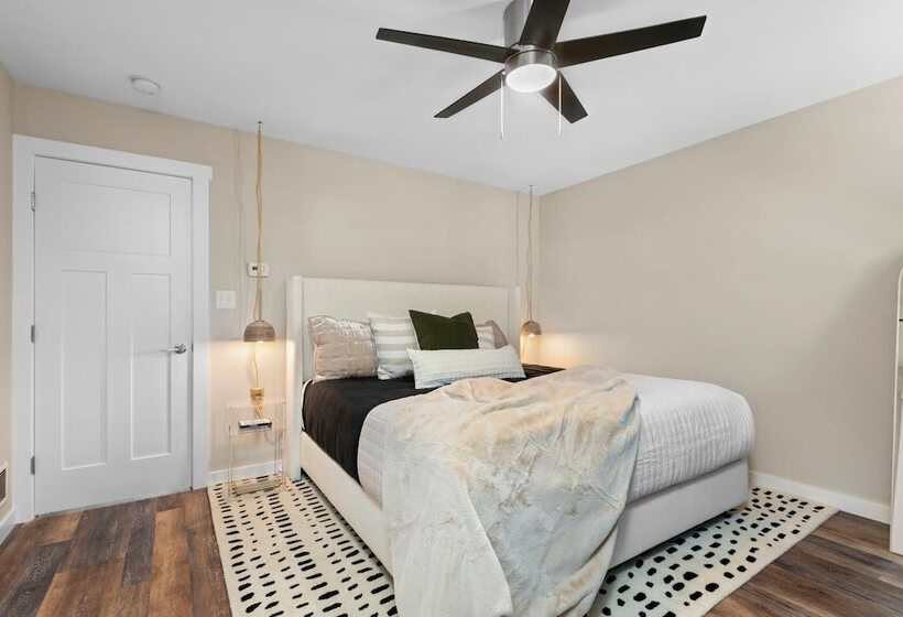 Bradford By Avantstay 10 Minutes To Downtown