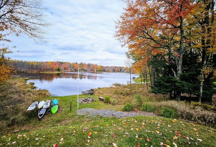 Chalet All Day Avantstay Lakeside, Firepit, Shared Pool