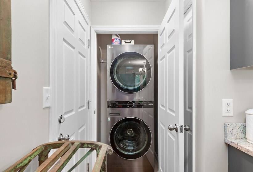 Cherry Blossom By Avantstay 6 Min To Downtown