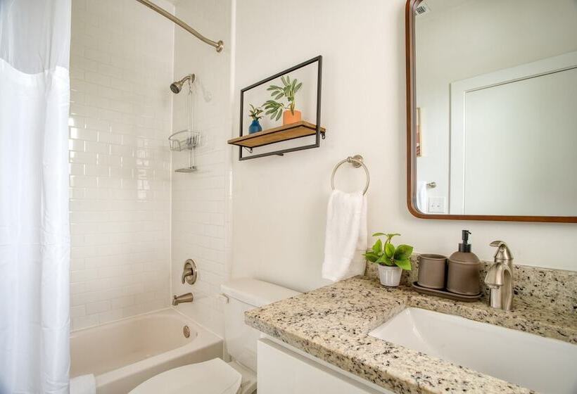 Clyde By Avantstay Great For Longer Stays, 12 Min To Downtown