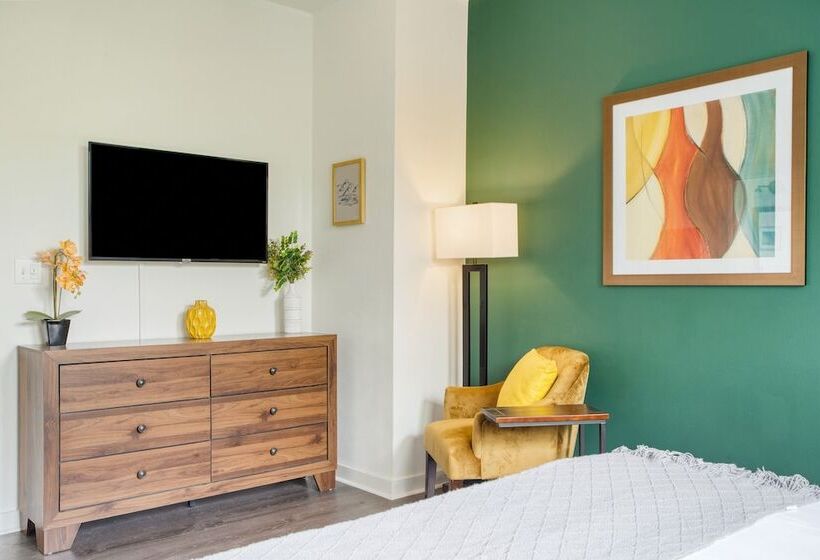 Clyde By Avantstay Great For Longer Stays, 12 Min To Downtown