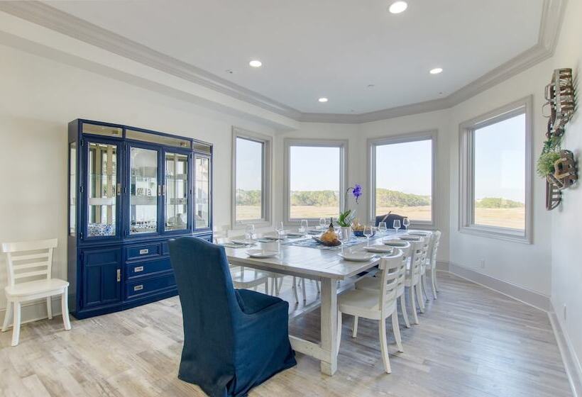 Coastal Marsh By Avantstay Infinity Pool, Hot Tub, View, Pool Table, Ping Pong