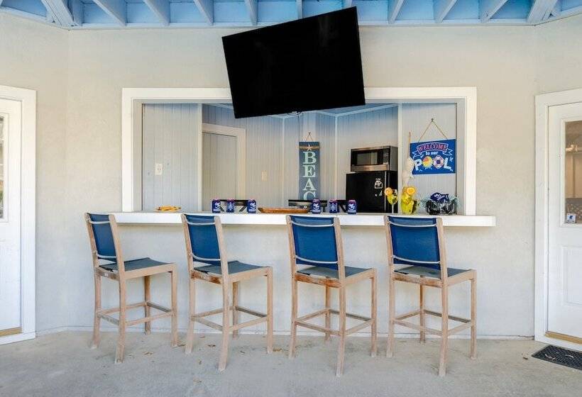 Cobalt Coast By Avantstay 7bdr, Steps From Beach