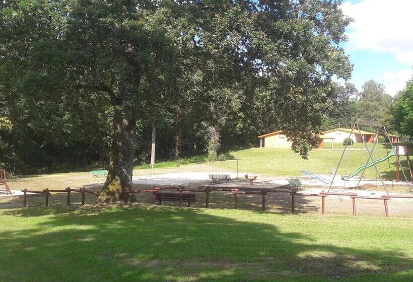 Cosy Cottage In Sauze Vaussais With Shared Pool