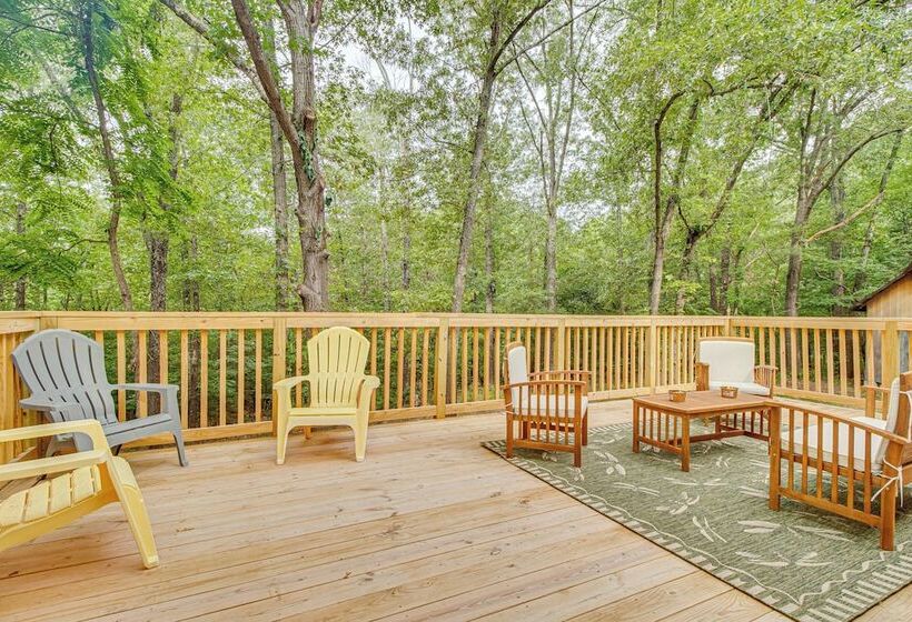 Cotter Home W/ Deck ~ 1 Mi To Big Spring Park!