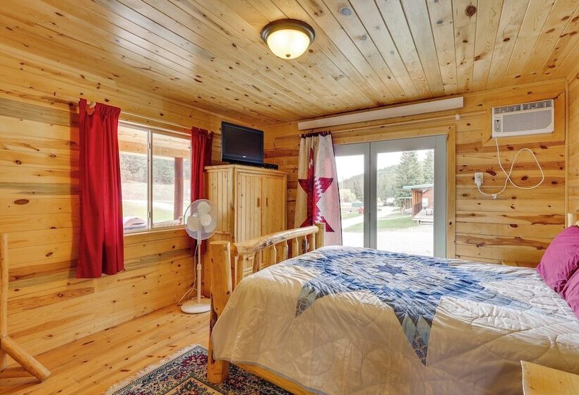 Deadwood Cabin W/ Foosball Table, Near Sanford Lab