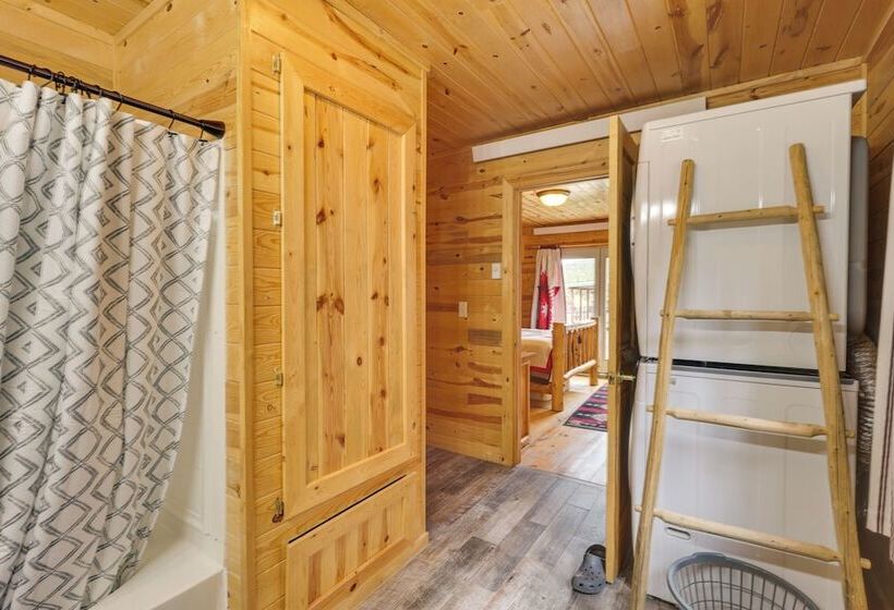 Deadwood Cabin W/ Foosball Table, Near Sanford Lab