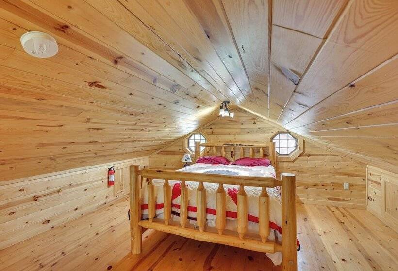 Deadwood Cabin W/ Foosball Table, Near Sanford Lab