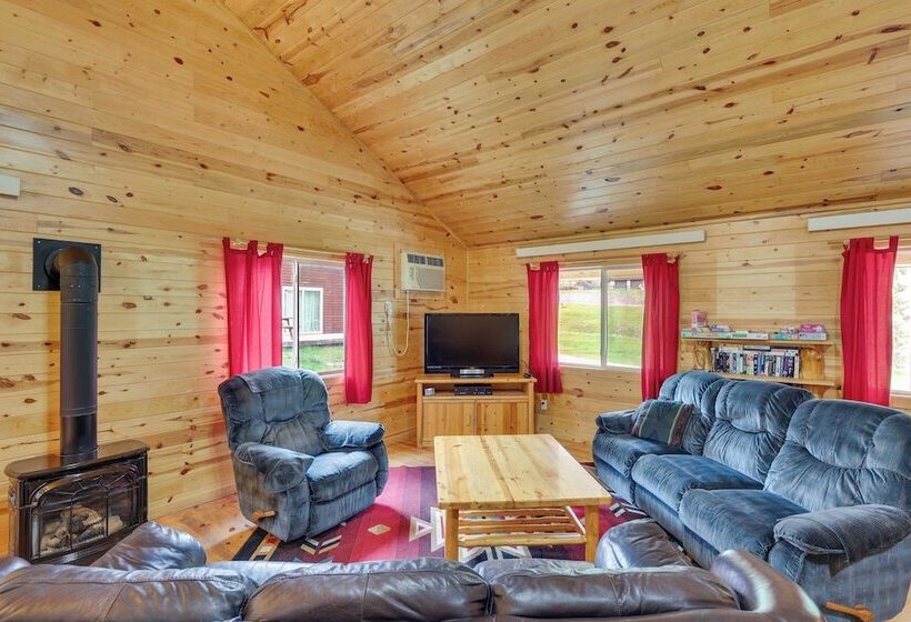 Deadwood Cabin W/ Foosball Table, Near Sanford Lab