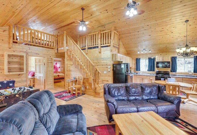 Deadwood Cabin W/ Foosball Table, Near Sanford Lab