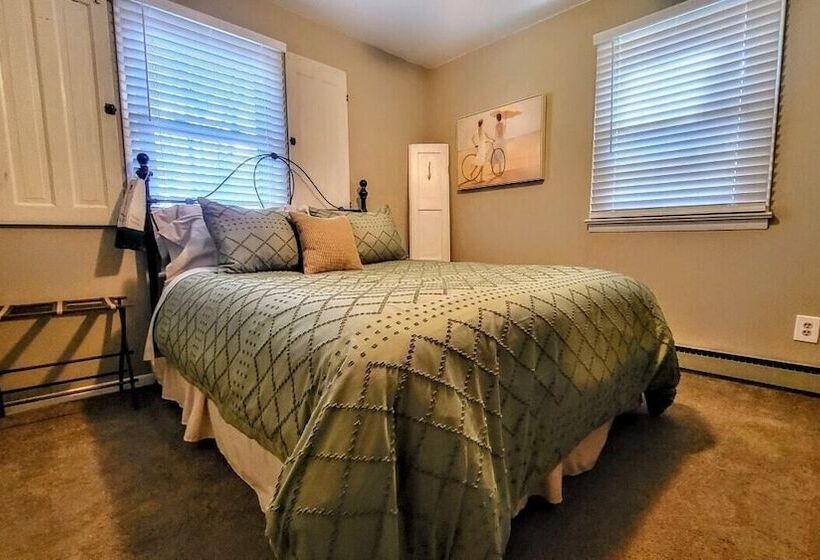 Double Diamond Lodge By Avantstay Group Escape W/ Firepit, Patio, Activities