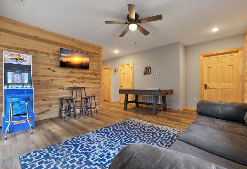 Eagle Mountain Cabin