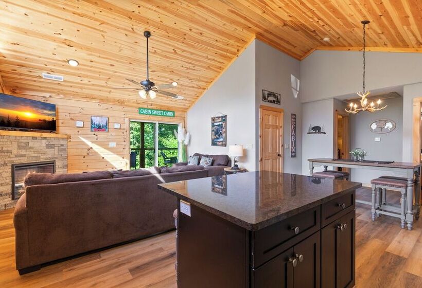 Eagle Mountain Cabin