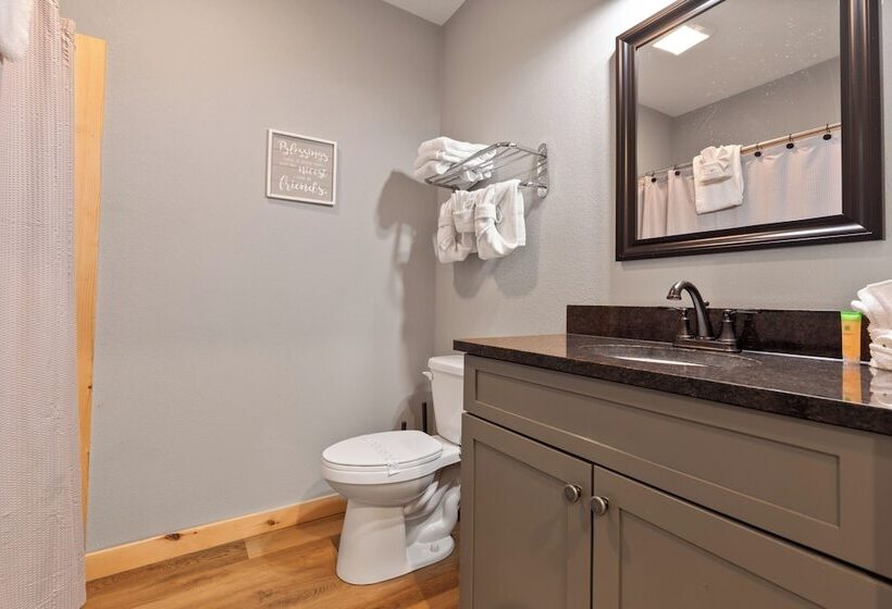 Eagle Mountain Cabin