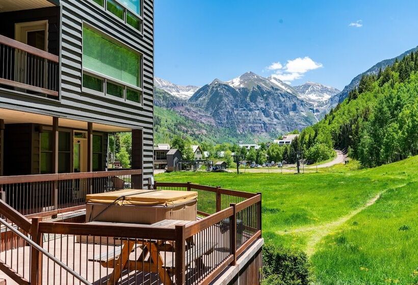 Etta Place 7 By Avantstay Ski In/ Ski Out Unit W/ Striking Views!