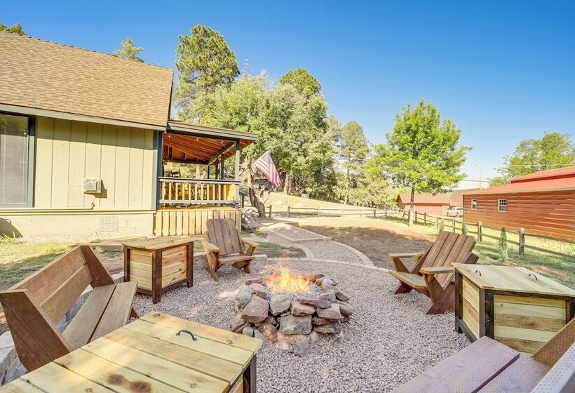 Family Cabin In Pine W/ Deck: Pets Welcome!