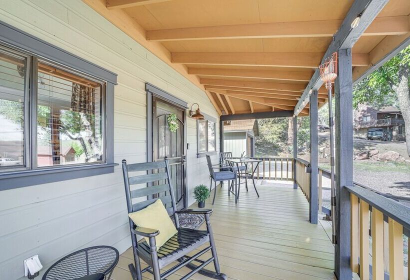 Family Cabin In Pine W/ Deck: Pets Welcome!