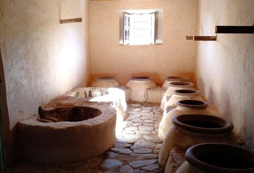 Andalusian Farmhouse For Workshops, Retreats Or Events