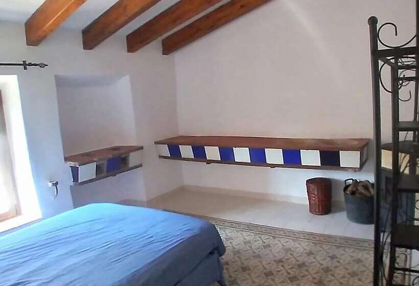 Andalusian Farmhouse For Workshops, Retreats Or Events