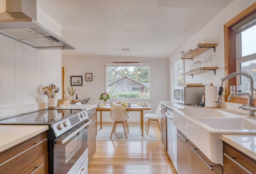 Four Bears By Avantstay Walk To Beach, Hot Tub, Ocean View