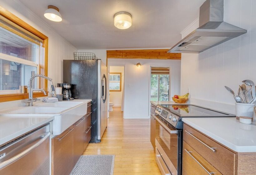 Four Bears By Avantstay Walk To Beach, Hot Tub, Ocean View