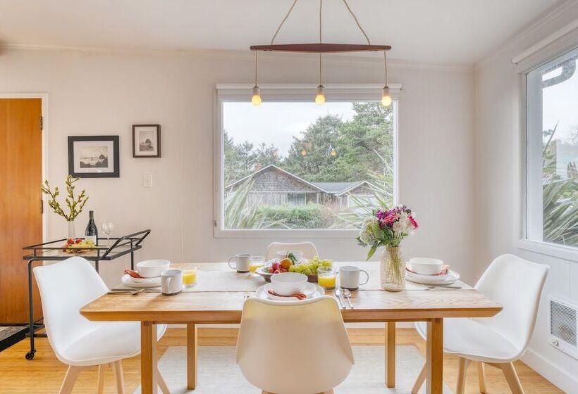 Four Bears By Avantstay Walk To Beach, Hot Tub, Ocean View