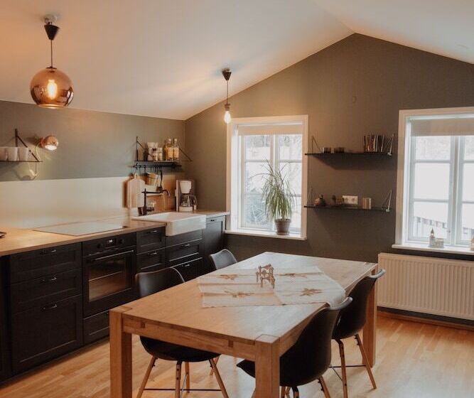 Gamli Skólinn Húsavík