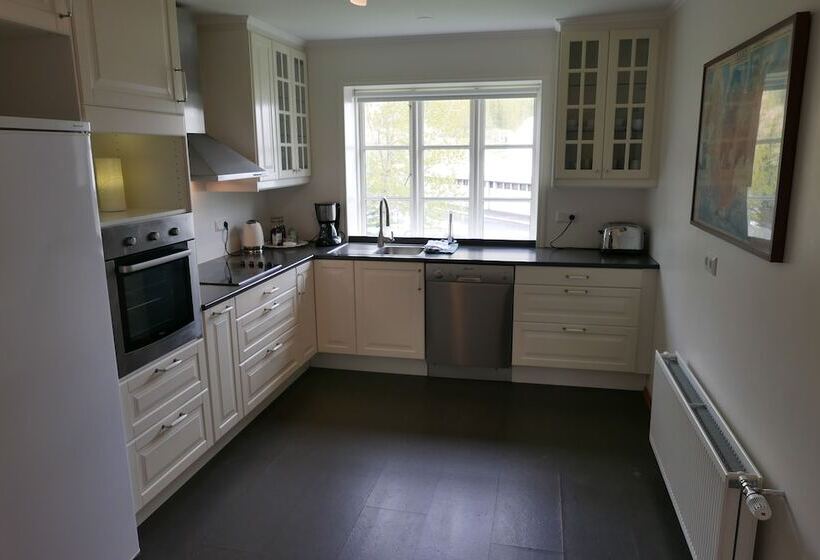 Gamli Skólinn Húsavík