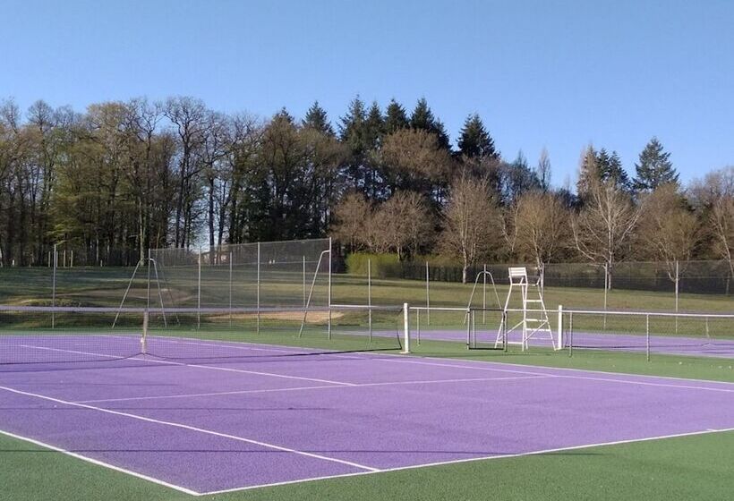 Gite With Terrace In Sauze Vaussais