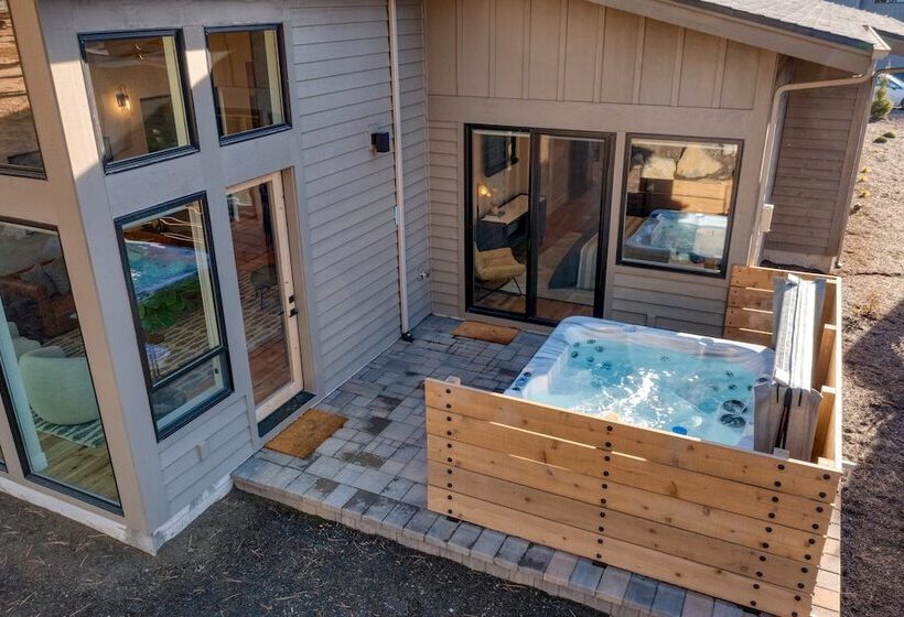 Grand Fir By Avantstay Hot Tub And Firepit