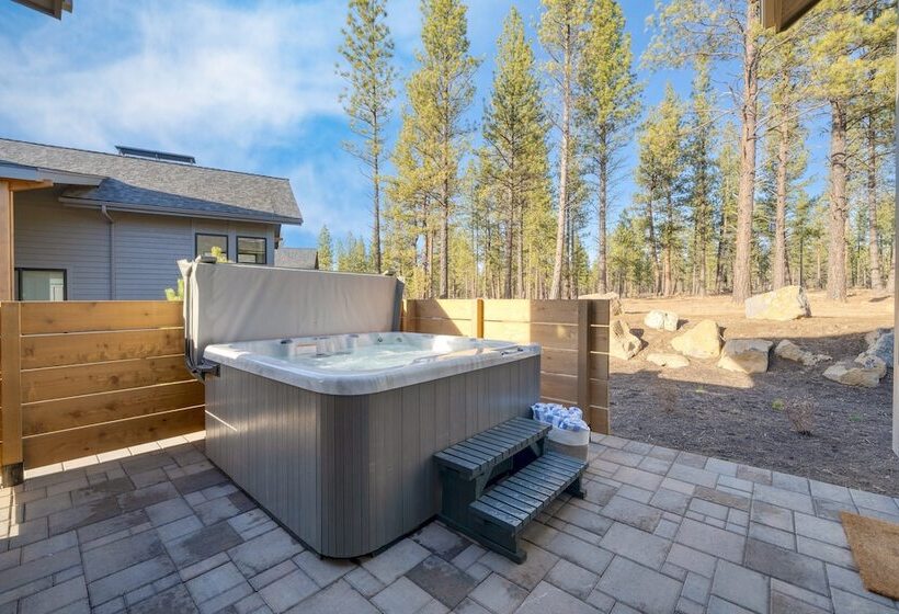 Grand Fir By Avantstay Hot Tub And Firepit