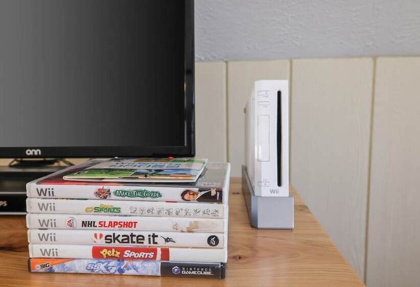 Grateful Escape Avantstay Hot Tub, Sauna, Deck, Firepit, Beach Access